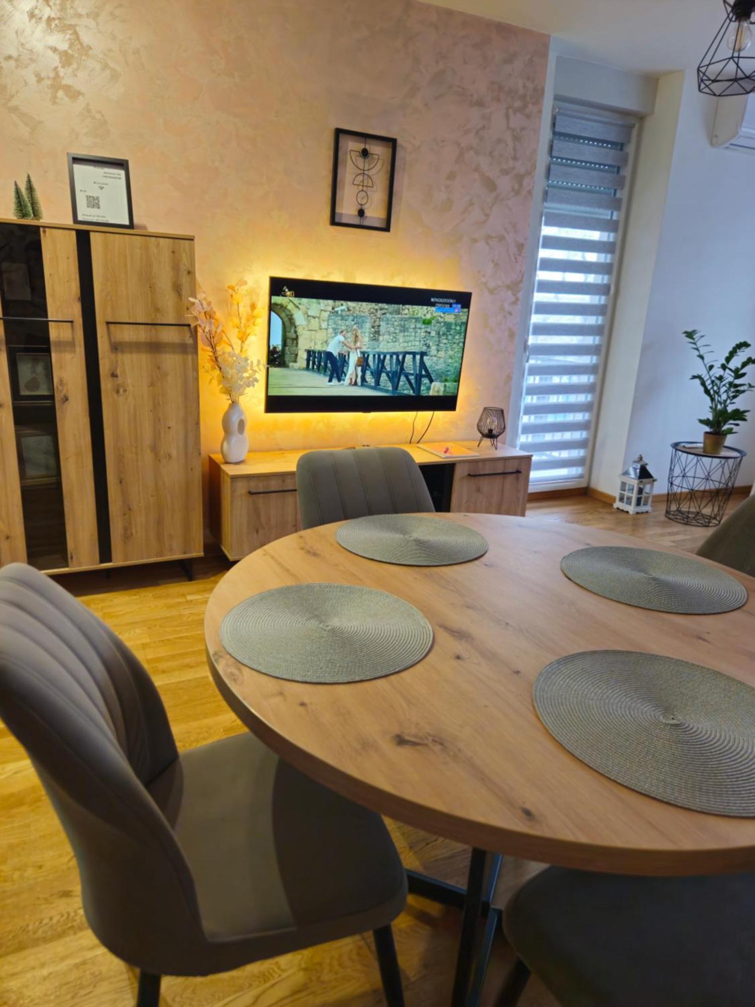 Apartman Ela Subotica Exterior foto